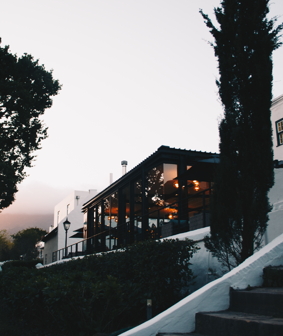 DJs at<br>Incognito Bar