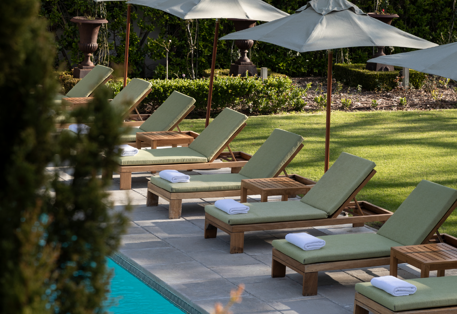 Alphen_Gallery. Grounds. 24