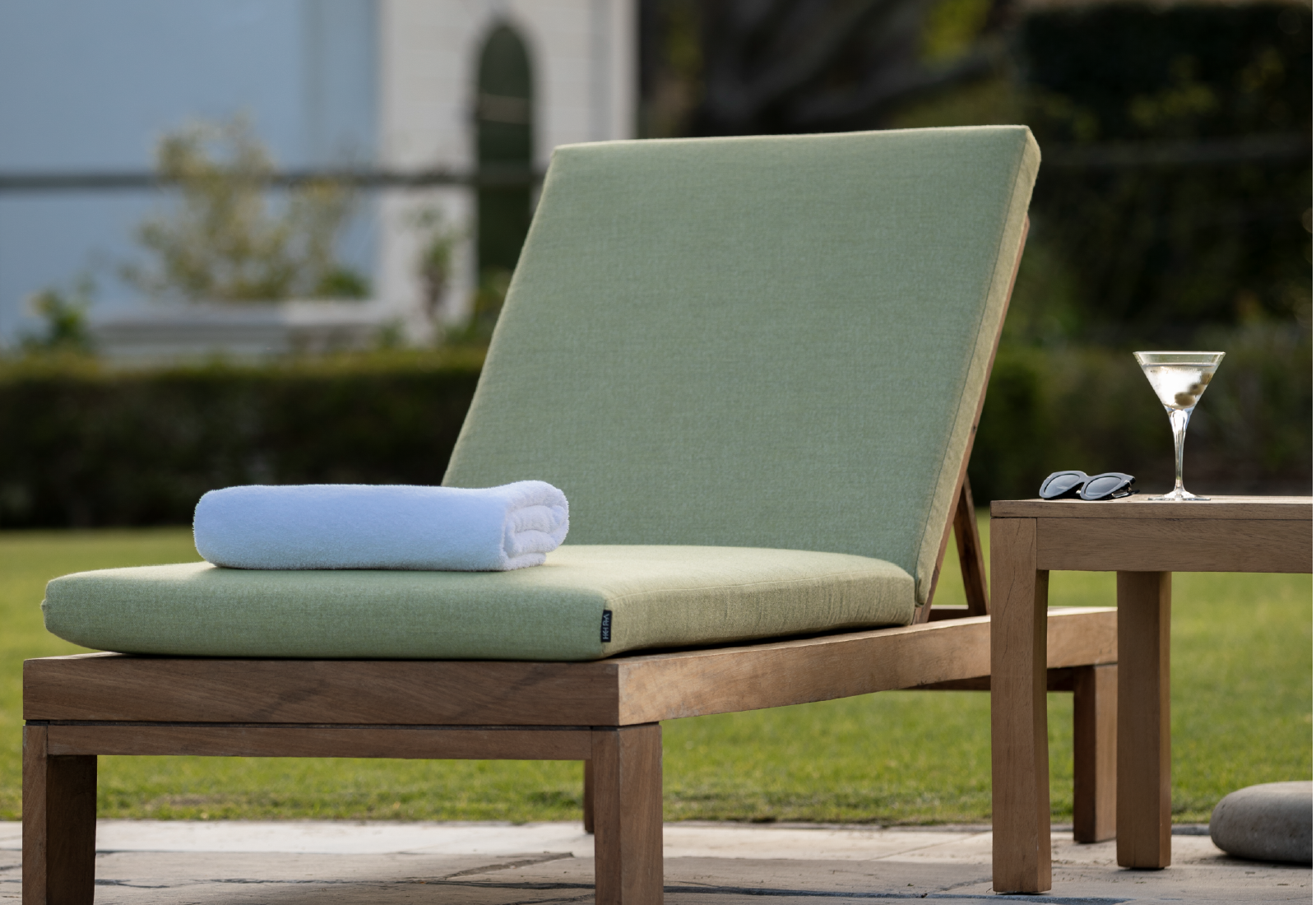 Alphen_Gallery. Grounds. 26