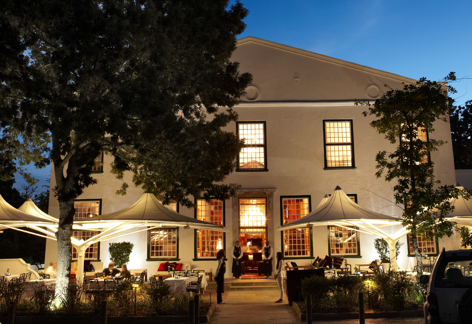 Alphen_Gallery. Grounds. 3