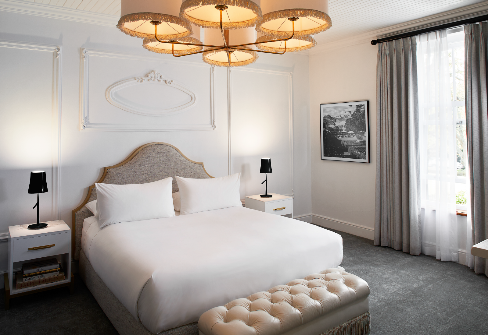 Alphen_Gallery. Stay. 13