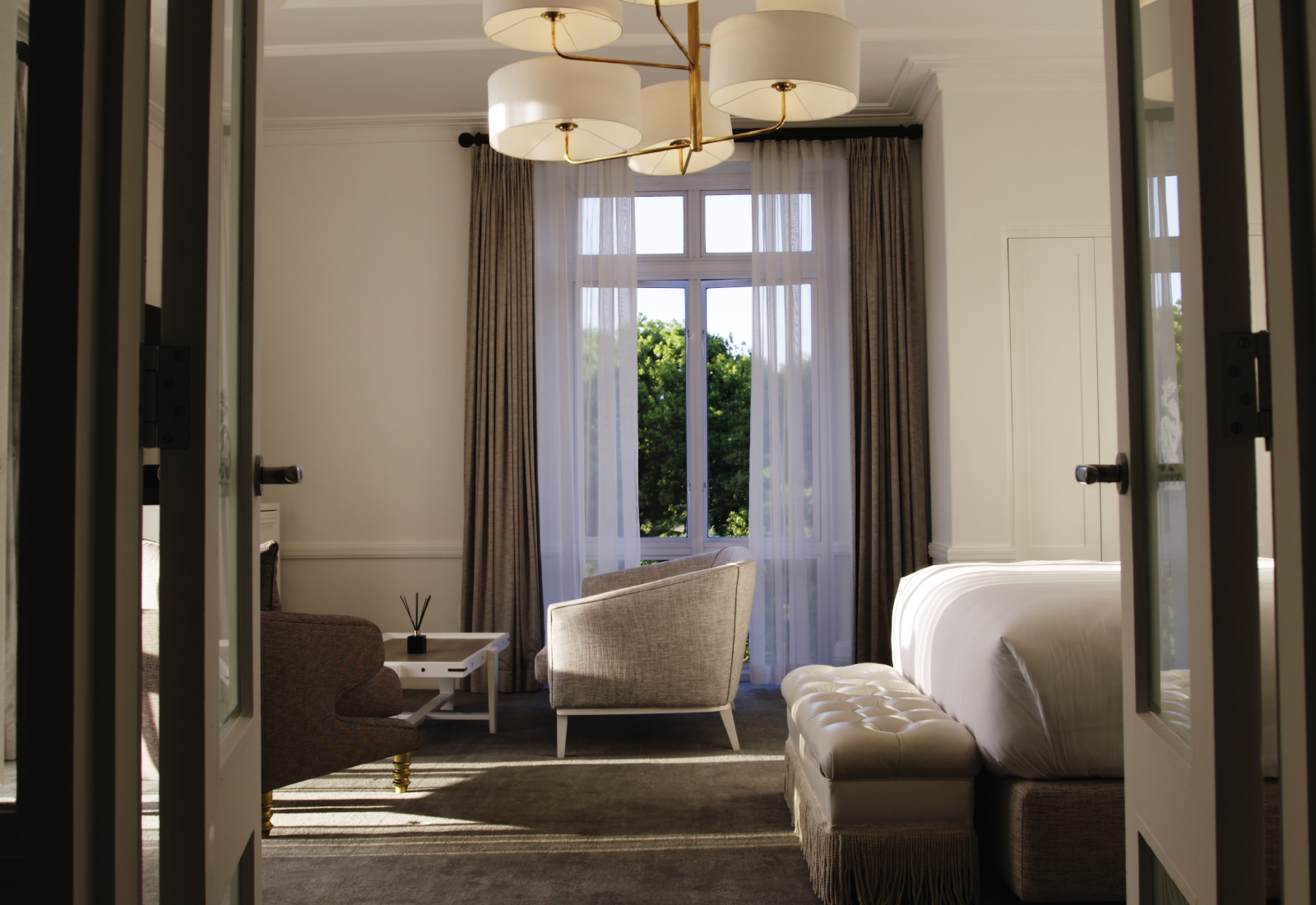 Alphen_Gallery. Stay. 29