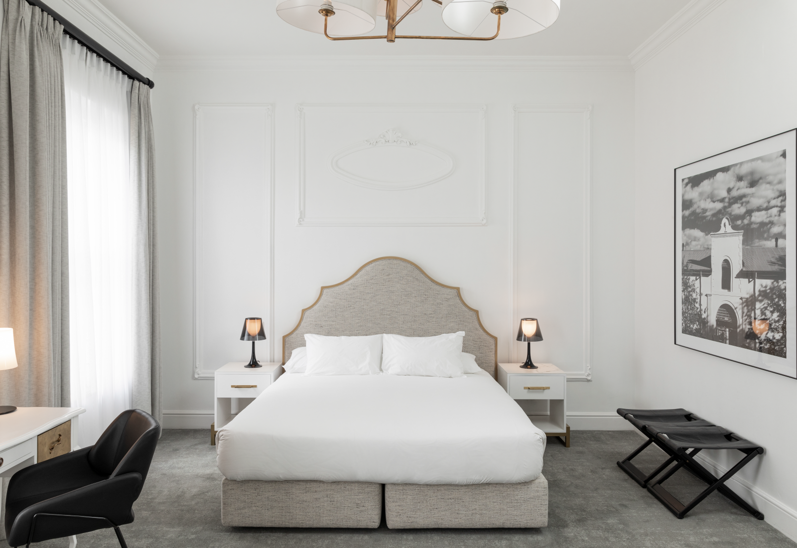 Alphen_Gallery. Stay. 3