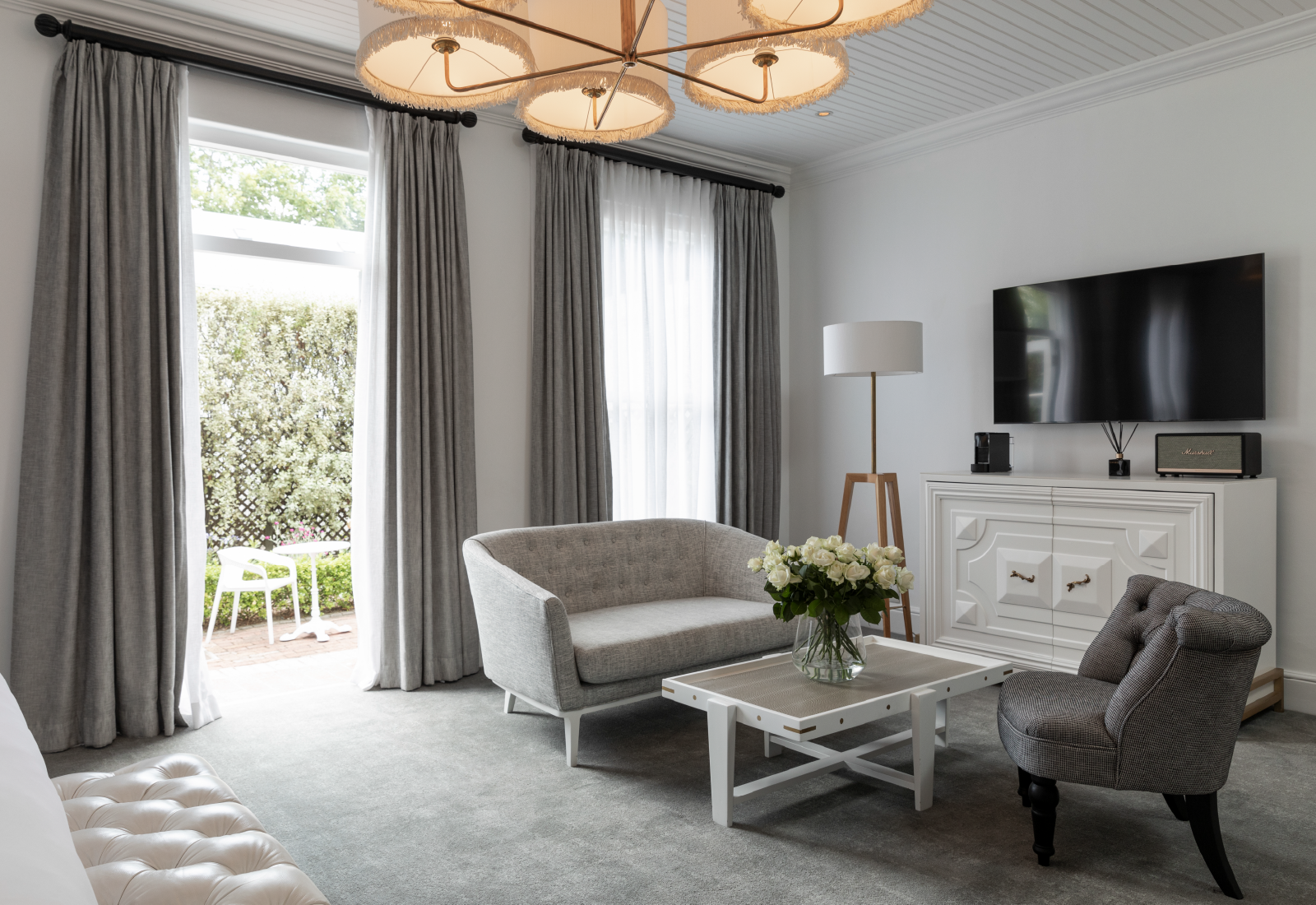 Alphen_Gallery. Stay. 7